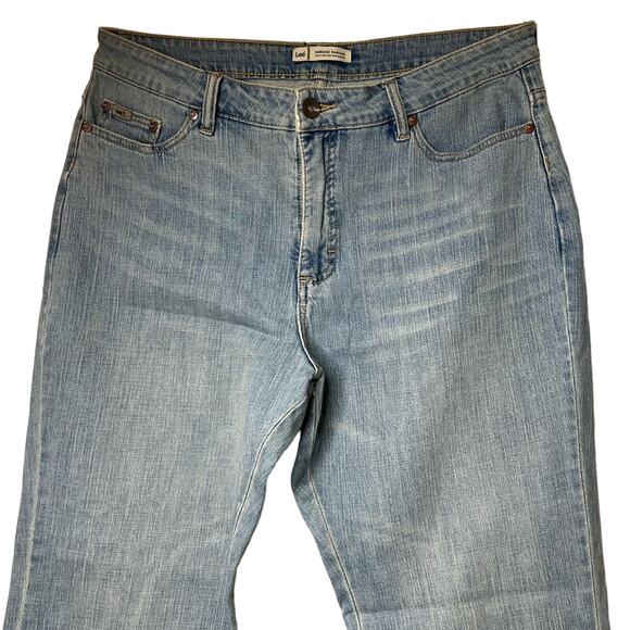 Lee Natural Bootcut Jeans Blue Flair Just Below The Waist 38x30 Short Size 16 - Picture 3 of 9